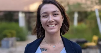 mona pet sitter à DIRINON 29460