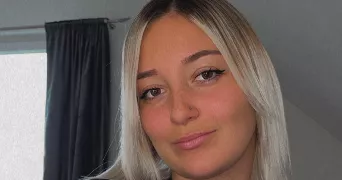 joanie pet sitter à AUDINCOURT 25400