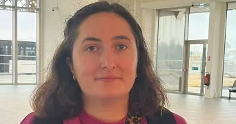 ines cat sitter à PARIS 12 75012