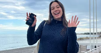 helen pet sitter à LYON 01 69001