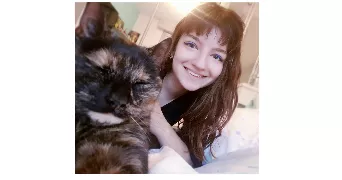 laura cat sitter à NEUILLY PLAISANCE 93360