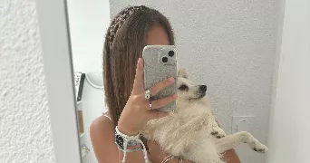 katlyne pet sitter à ROCHEFORT DU GARD 30650