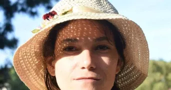 charlotte pet sitter à MONTREUIL 93100