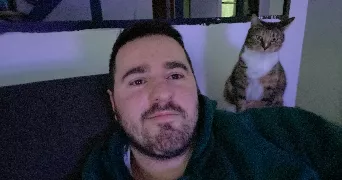 tanguy pet sitter à CHATEAUNEUF SUR LOIRE 45110