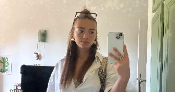 camille pet sitter à CHATEAUNEUF GRASSE 06740