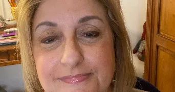 annick pet sitter à LEZAN 30350