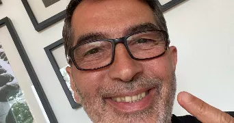 arnaud pet sitter à LE PLESSIS ROBINSON 92350