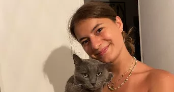 ines pet sitter à PARIS 15 75015