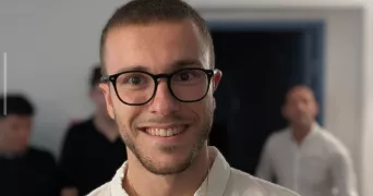 hugo pet sitter à BALLAINVILLIERS 91160