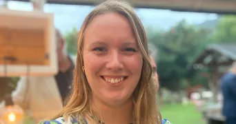 clara pet sitter à ANTONY 92160