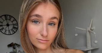 laura pet sitter à STE SAVINE 10300_0