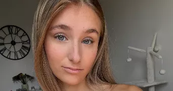 laura pet sitter à STE SAVINE 10300