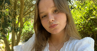 charly pet sitter à  60700
