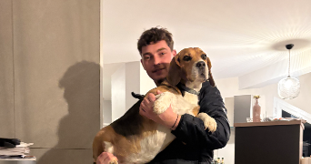 eléa pet sitter à ECOLE VALENTIN 25480_1