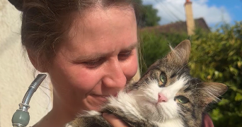 isadora pet sitter à FONTAINE LE PORT 77590_3
