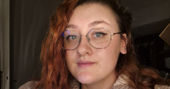 lisa pet sitter à VILLENEUVE DE MARC 38440_0