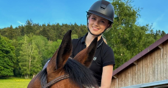 léonie pet sitter à REMIREMONT 88200_0