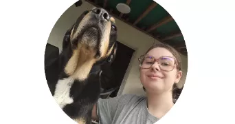 léa pet sitter à YCHOUX 40160