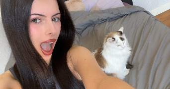 celia pet sitter à LIMOGES 87100