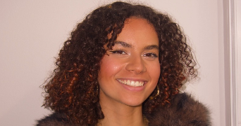 valentine pet sitter à ROMAINVILLE 93230_0