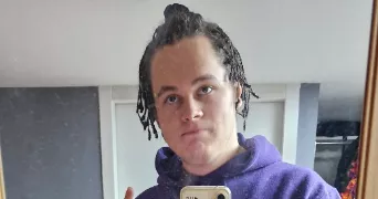 jonah pet sitter à CAILLOUX SUR FONTAINES 69270