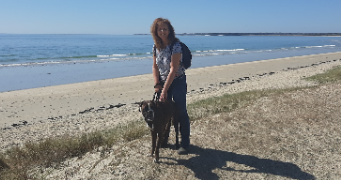 hélène dog sitter à LE COURS 56230_1