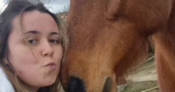 eva pet sitter à BOUCIEU LE ROI 07270