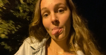 maylis pet sitter à MARINES 95640_0