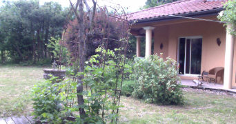 fanny pet sitter à SERGY 01630_2