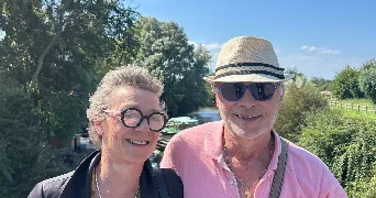 marie veronique pet sitter à THEREVAL 50180