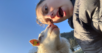 hélia pet sitter à LA TRONCHE 38700_1