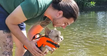hugo pet sitter à VICHY 03200