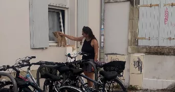 cassandre pet sitter à ST JULIEN DE COPPEL 63160