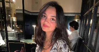 amina pet sitter à PARIS 17 75017