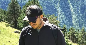 thomas pet sitter à ST ANDRE DE CUBZAC 33240