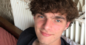 hugo pet sitter à LILLE 59000_0
