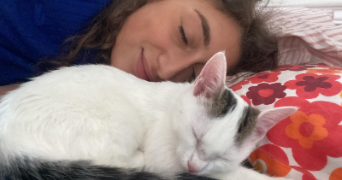 célia pet sitter à PARIS 20 75020_0