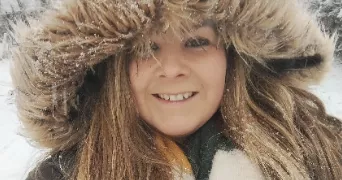 anne marie pet sitter à GAZERAN 78125