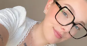 marie pet sitter à VIVIER AU COURT 08440