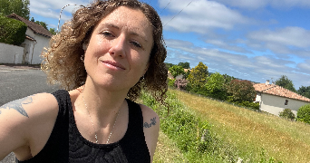 aurelie pet sitter à NEUILLY PLAISANCE 93360_0