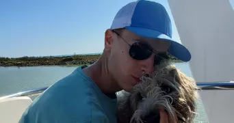 guillaume pet sitter à ST GENIS LES OLLIERES 69290