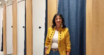 caroline cat sitter à LONGJUMEAU 91160