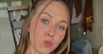 sarah pet sitter à LA VILLE DIEU DU TEMPLE 82290