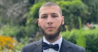 lounes pet sitter à LES ULIS 91940