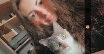 florine cat sitter à HOMECOURT 54310