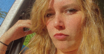 alicia pet sitter à GENISSAC 33420_0