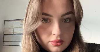 léna pet sitter à CHAMPIGNEULLES 54250