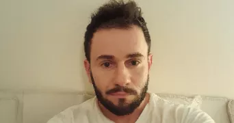 jonathan pet sitter à NANTES 44100
