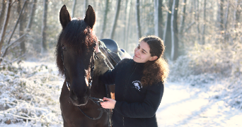 chloé pet sitter à MONTIGNY LES CORMEILLES 95370_1