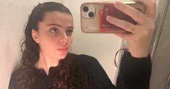 kelly pet sitter à LAIZE 71870